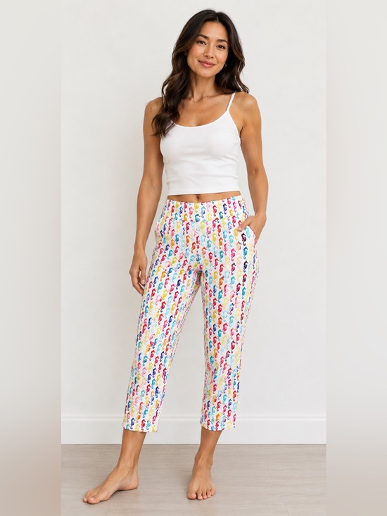 Attyre Pants - Attyre Petite Caroline White Cropped Pants with Vibrant Seahorse Motif, Size 4P
